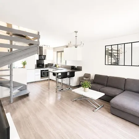 M079 Joli T4 A Apartment *