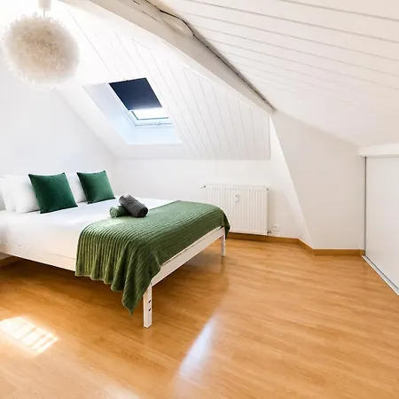 Apartment M079 Joli T4 A